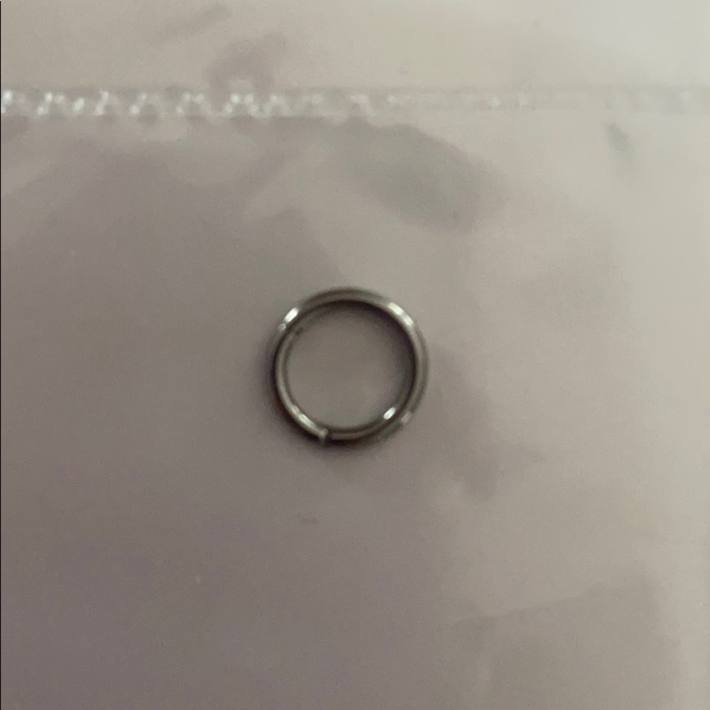 16gauge 4/16” titanium hinged ring